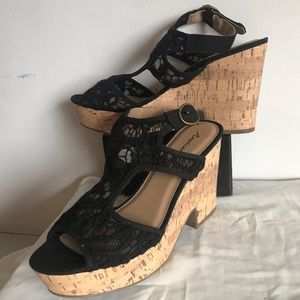 American eagle wedge shoes heels Sandals 8.5 new